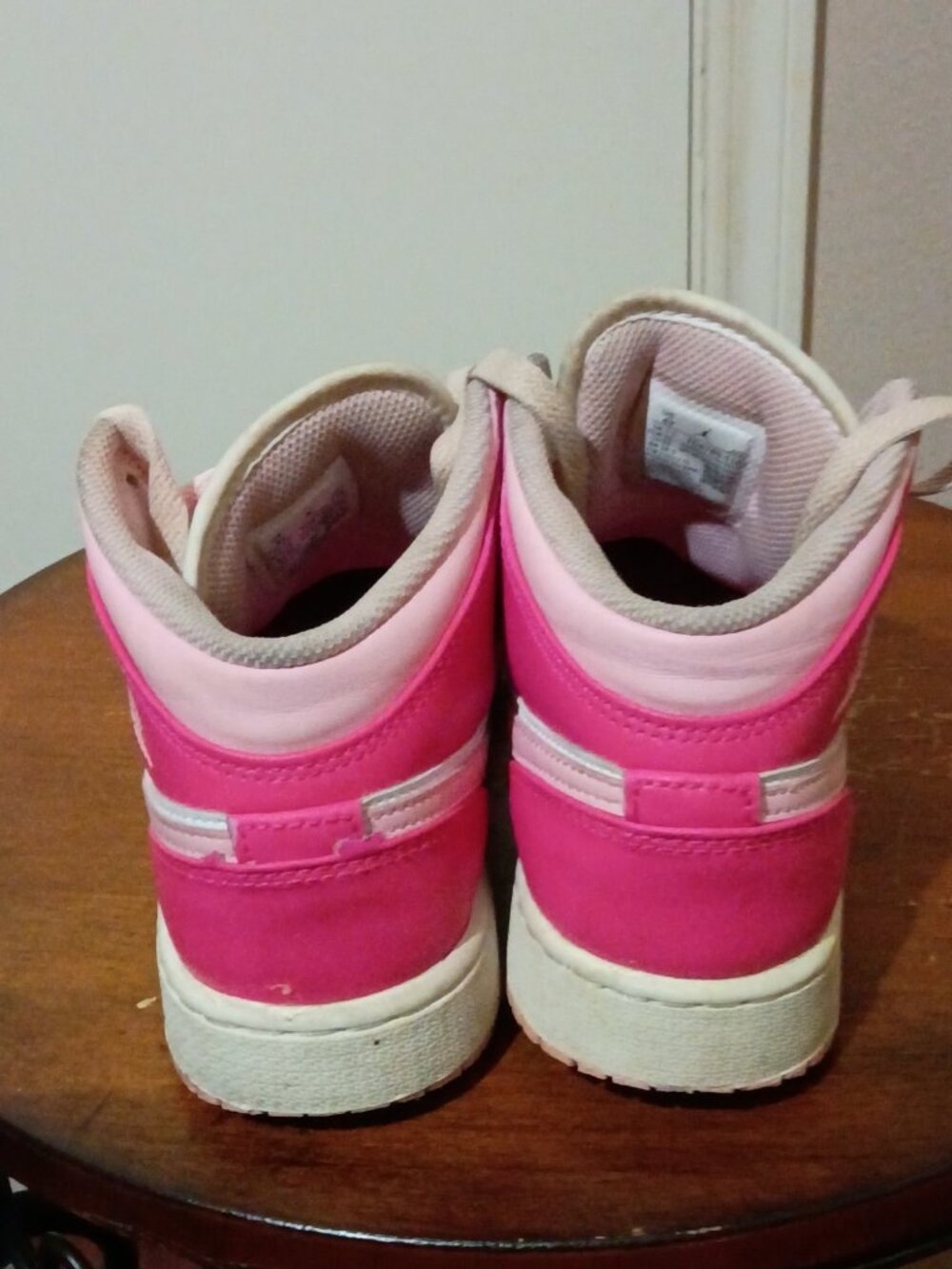 Nike Air Jordan 1 Mid Shoes Youth Kids Size 4Y Fierce Pink  Barbie FD8780-116 - Picture 10 of 13